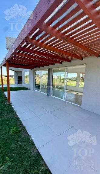 Casa en Alquiler en Pilar, G.B.A. Zona Norte