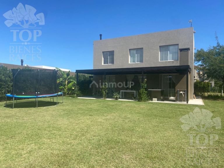 Casa en Alquiler en Escobar, G.B.A. Zona Norte
