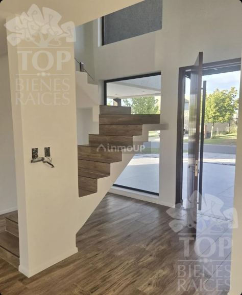 Casa en Venta en Escobar, G.B.A. Zona Norte