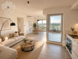 Tigre Remeros Beach, Sky I