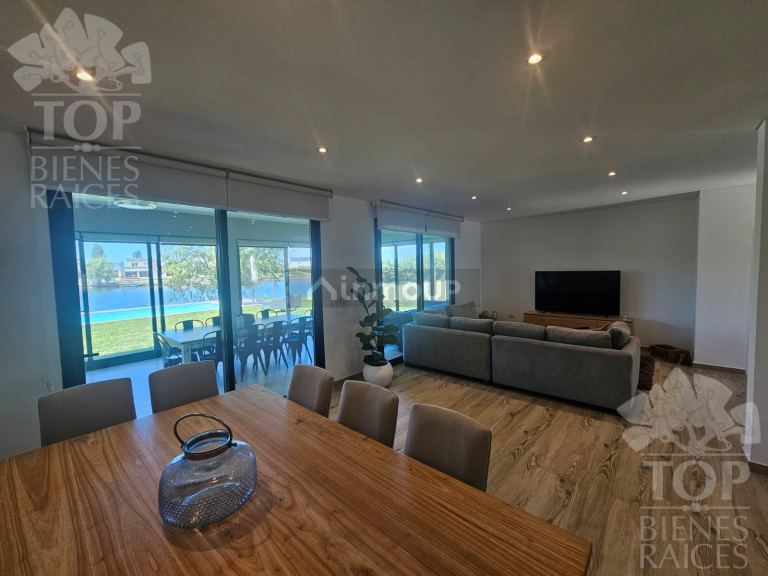 Casa en Venta en Escobar, G.B.A. Zona Norte