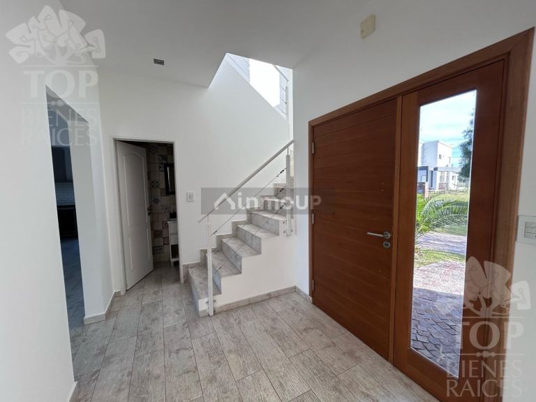 Casa en Alquiler en Escobar, G.B.A. Zona Norte