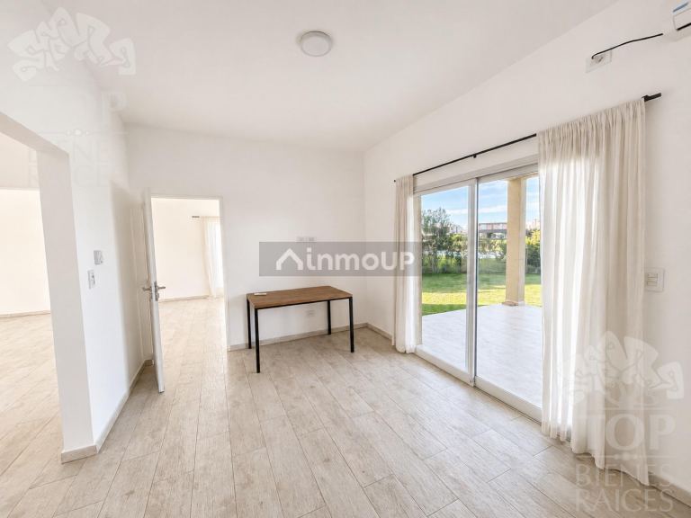 Casa en Alquiler en Escobar, G.B.A. Zona Norte