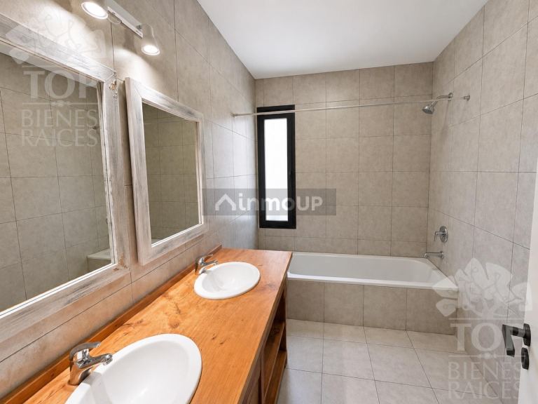 Casa en Alquiler en Escobar, G.B.A. Zona Norte