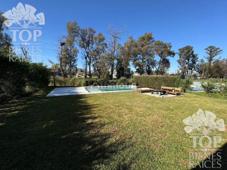 Casa en Venta en Pilar, G.B.A. Zona Norte