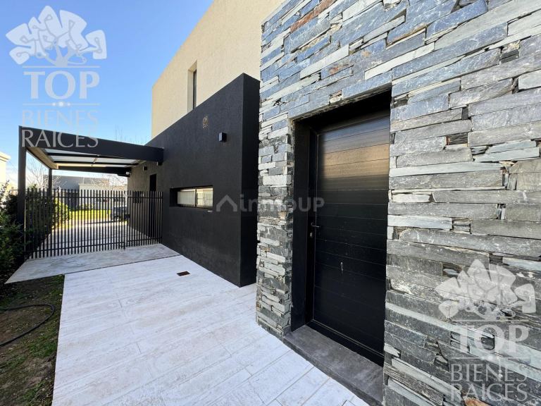 Casa en Venta en Pilar, G.B.A. Zona Norte