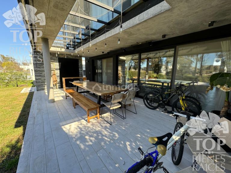 Casa en Venta en Pilar, G.B.A. Zona Norte