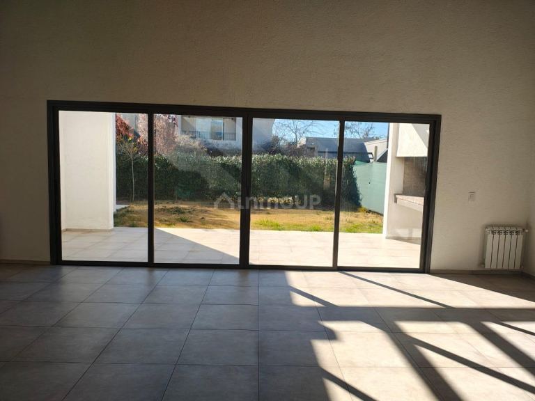Casa en Alquiler en Lujan de Cuyo, Mendoza
