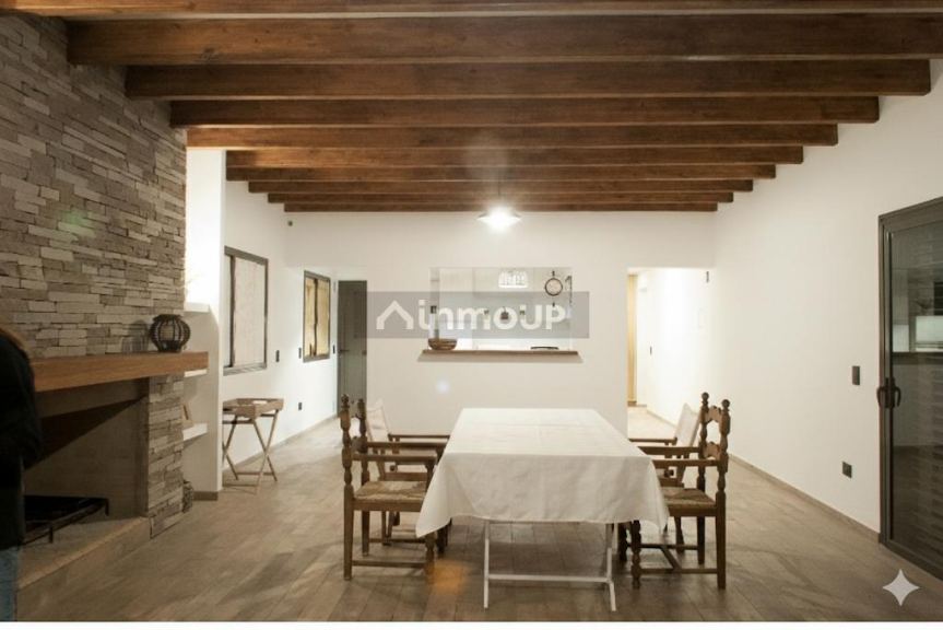 Casa en Venta en Guaymallen, Mendoza