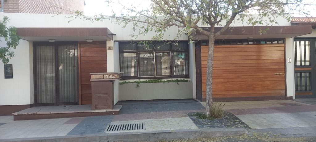 Casa en Alquiler en Guaymallen, Mendoza