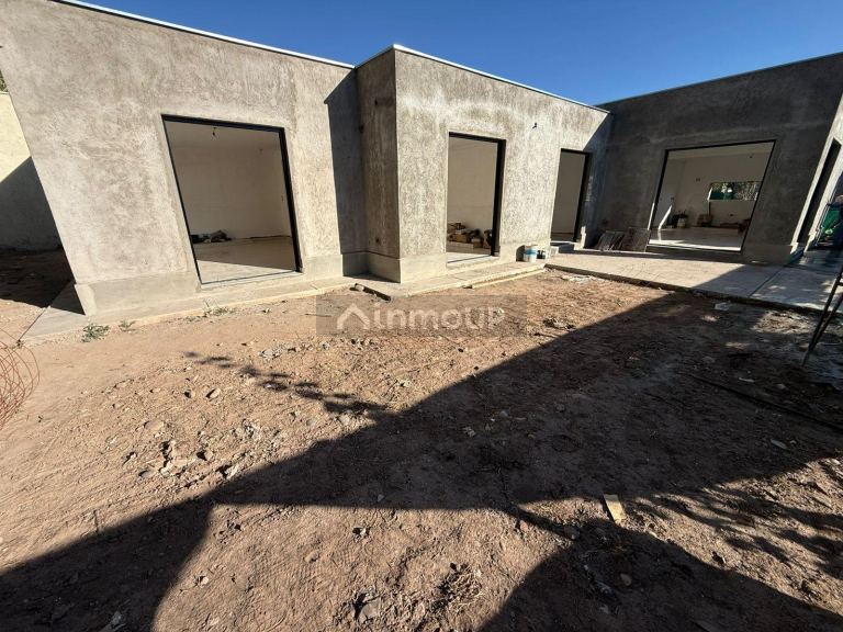 Casa en Venta en Maipu, Mendoza