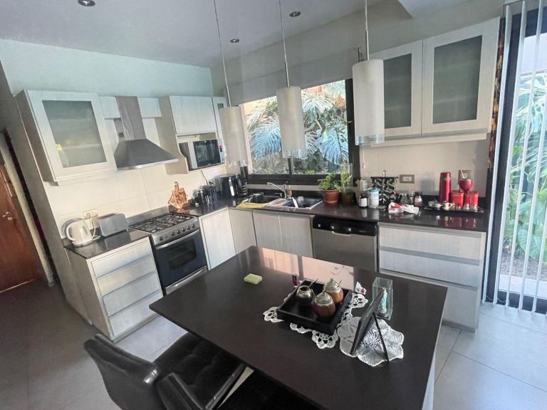 Casa en Venta en Guaymallen, Mendoza
