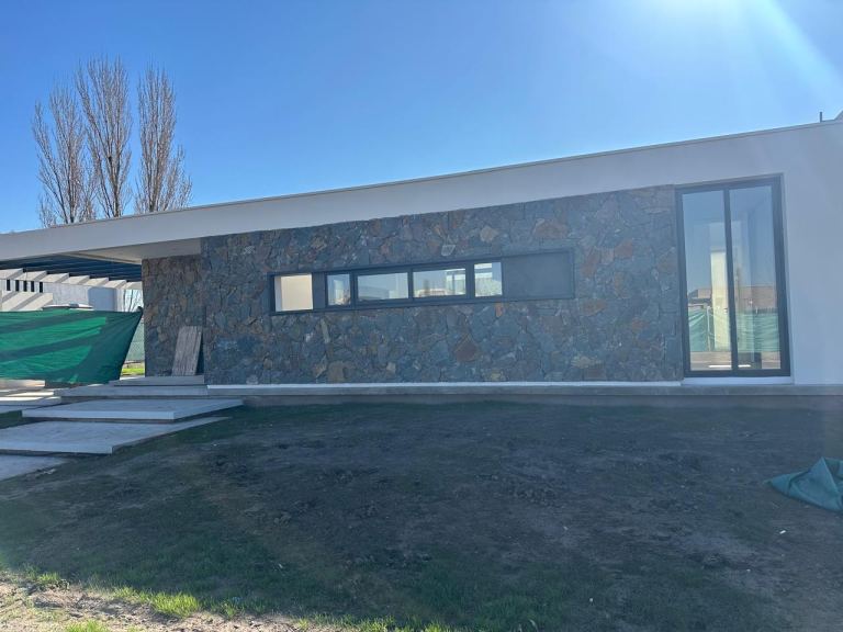 Casa en Alquiler en Lujan de Cuyo, Mendoza