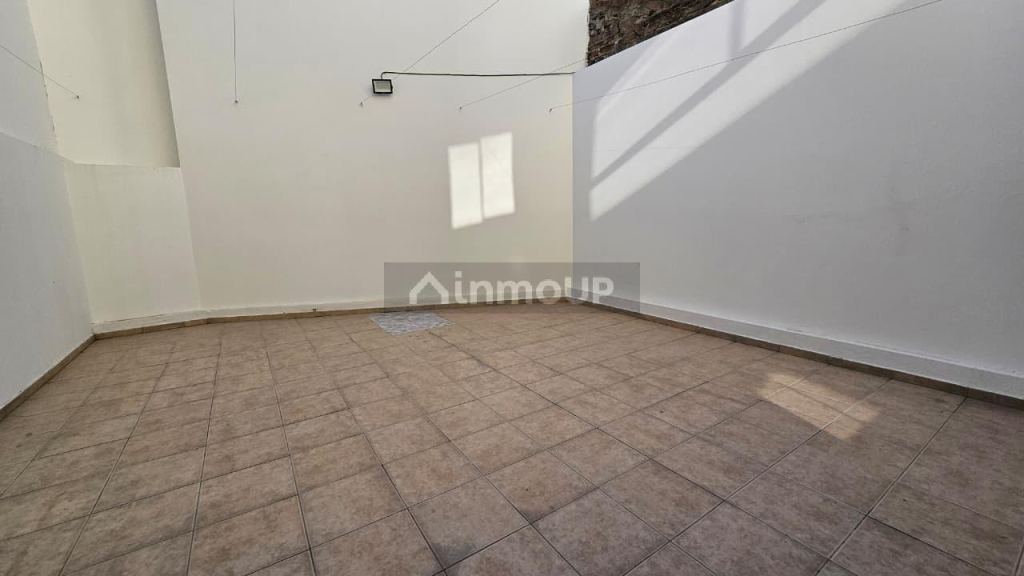 Local Comercial en Alquiler en La Plata, G.B.A. Zona Sur