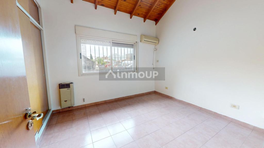 P H en Venta en Floresta, Capital Federal