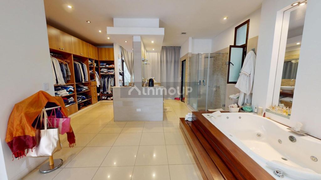 Casa en Venta en Malvinas Argentinas, G.B.A. Zona Norte