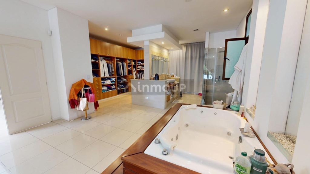 Casa en Venta en Malvinas Argentinas, G.B.A. Zona Norte