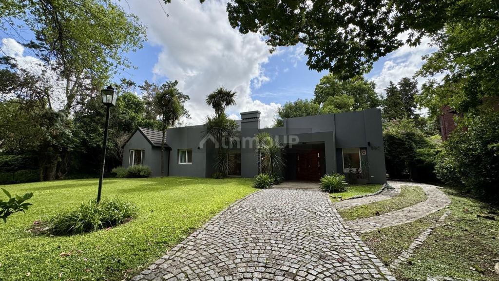 Casa en Venta en Malvinas Argentinas, G.B.A. Zona Norte