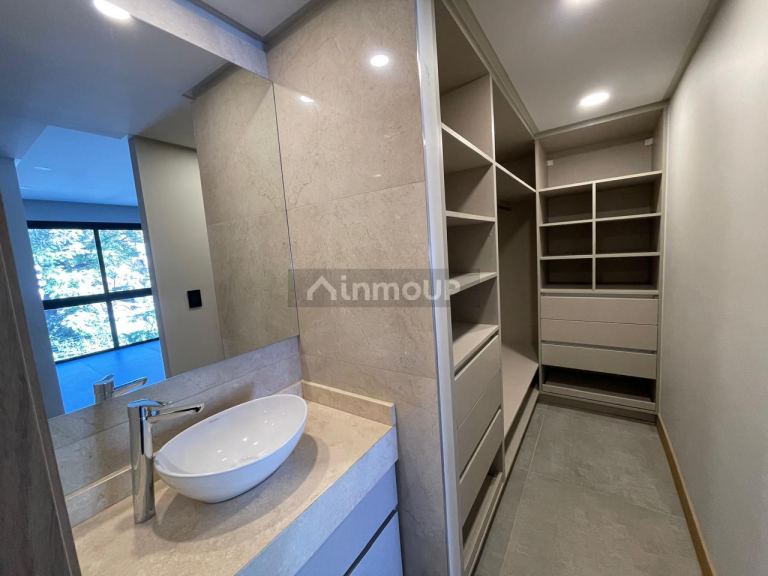 Departamento en Alquiler en Capital, Mendoza