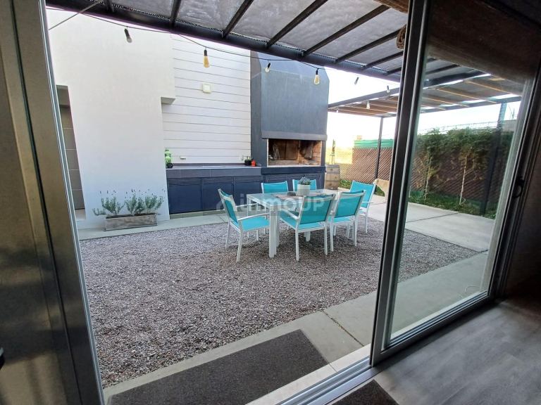 Casa en Venta en Las Heras, Mendoza
