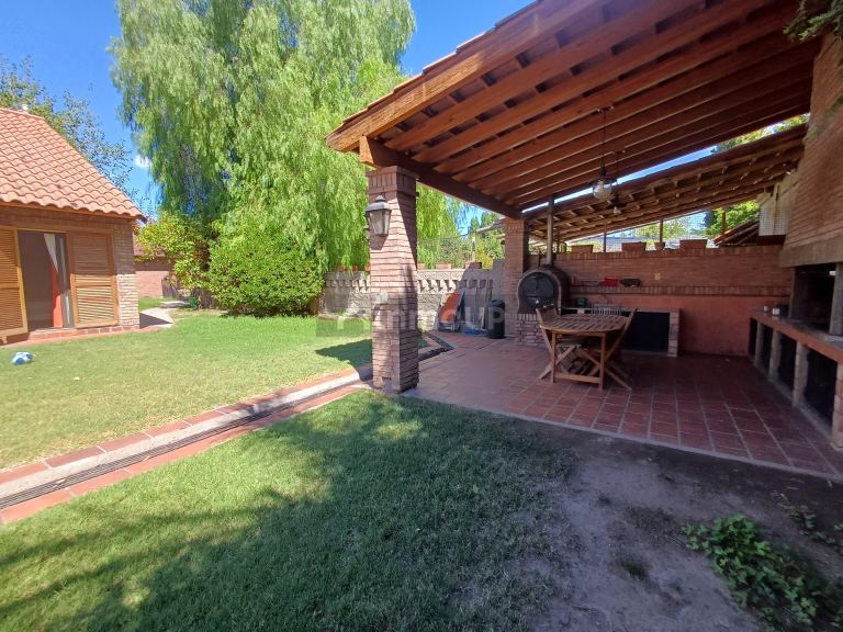 Casa en Venta en Guaymallen, Mendoza