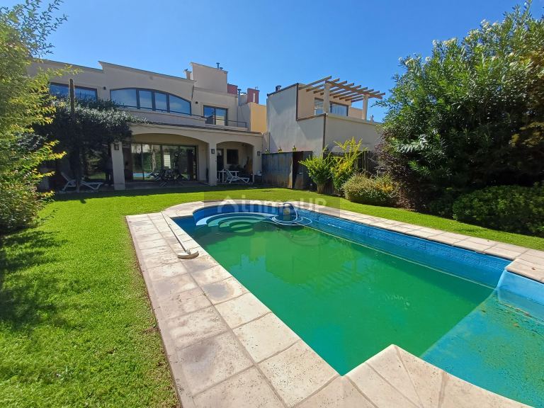 Casa en Venta en Maipu, Mendoza