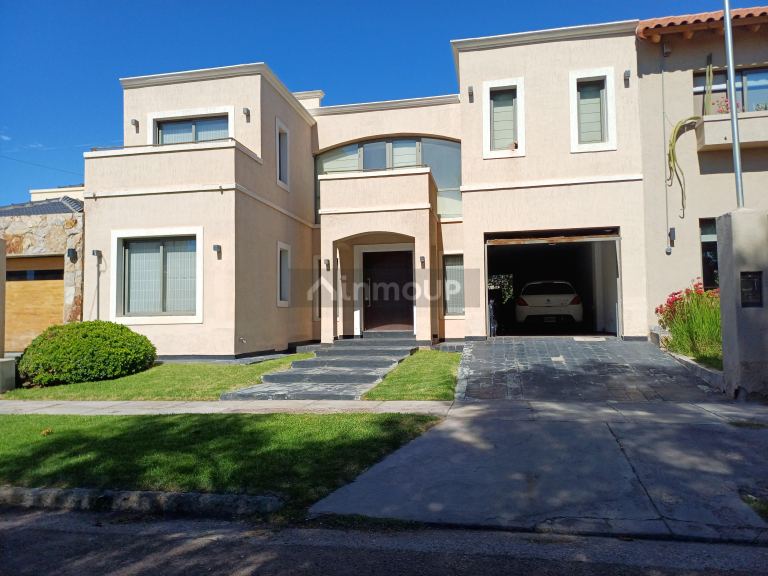Casa en Venta en Maipu, Mendoza