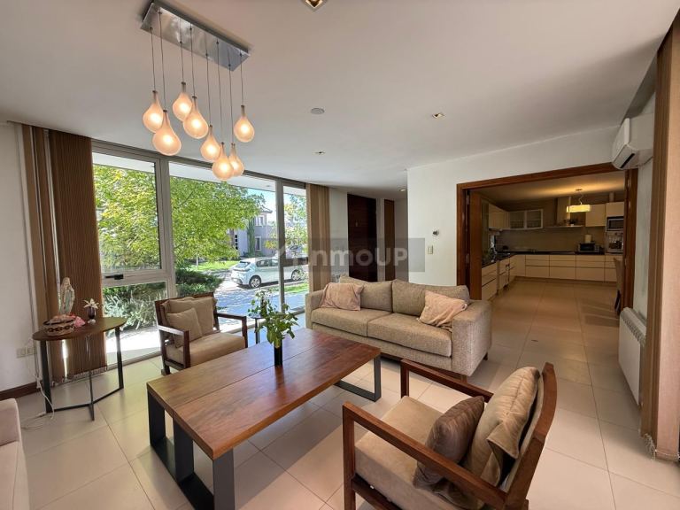 Casa en Alquiler en Guaymallen, Mendoza