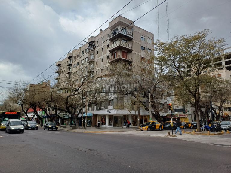 Capital Av Colón 356