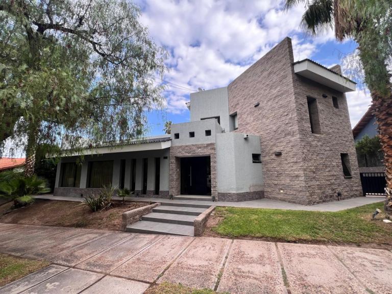 Casa en Venta en Las Heras, Mendoza