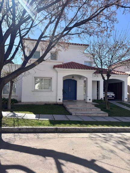 Casa en Venta en Godoy Cruz, Mendoza