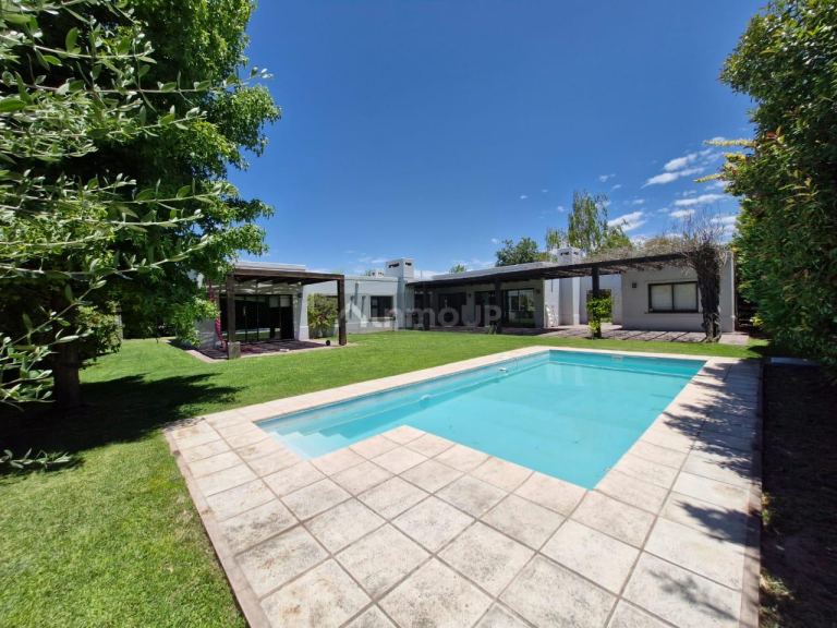 Casa en Venta en Lujan de Cuyo, Mendoza