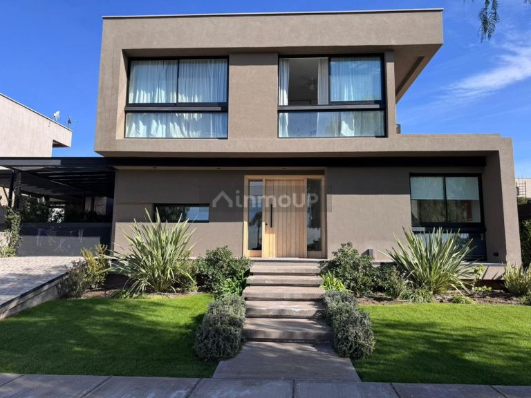 Casa en Venta en Las Heras, Mendoza