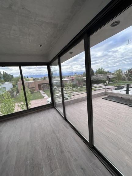 Casa en Alquiler en Lujan de Cuyo, Mendoza - USD 1.600 | Inmoup - 10