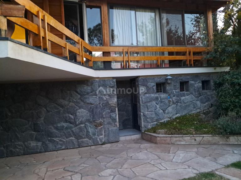 Casa en Alquiler en Lujan de Cuyo, Mendoza