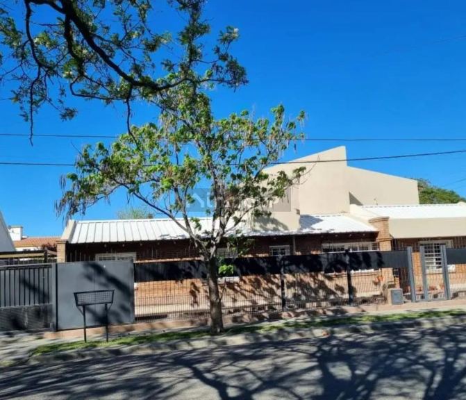 Casa en Venta en Cipolletti, Rio Negro