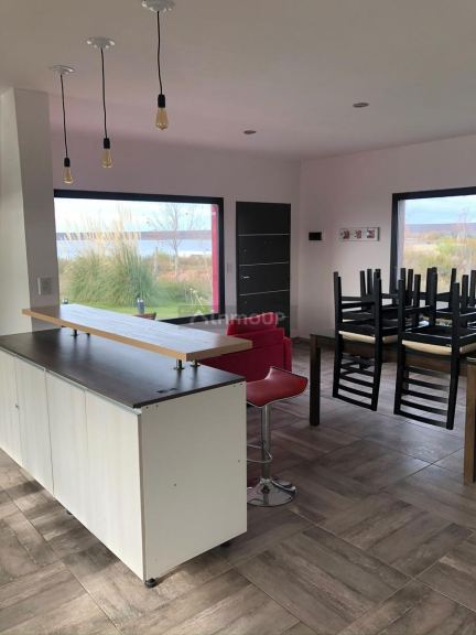 Casa en Venta en Confluencia, Neuquen