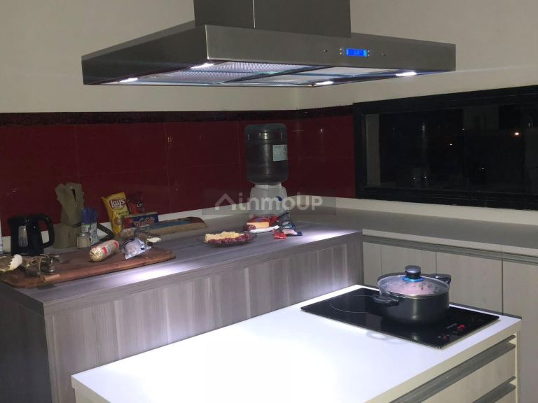 Casa en Venta en Confluencia, Neuquen