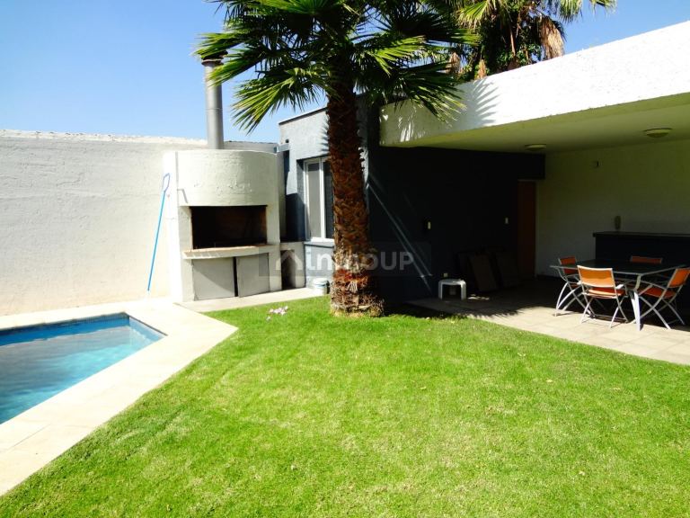 Casa en Alquiler en Capital, Mendoza
