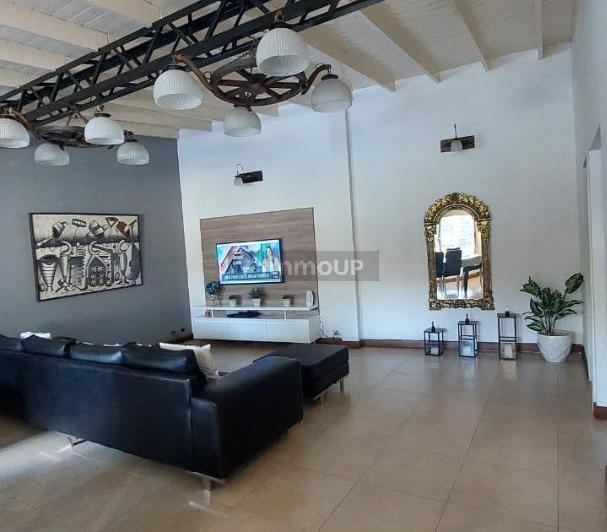 Casa Quinta en Alquiler en Almirante Brown, G.B.A. Zona Sur