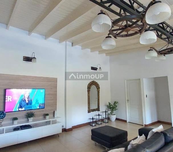 Casa Quinta en Alquiler en Almirante Brown, G.B.A. Zona Sur