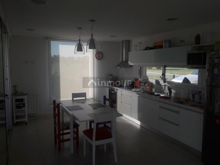 Casa en Venta en Funes, Santa Fe - USD 650.000 | Inmoup - 10