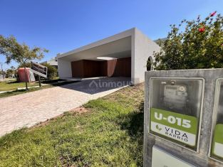 Funes Av Arturo Illia  al 500
