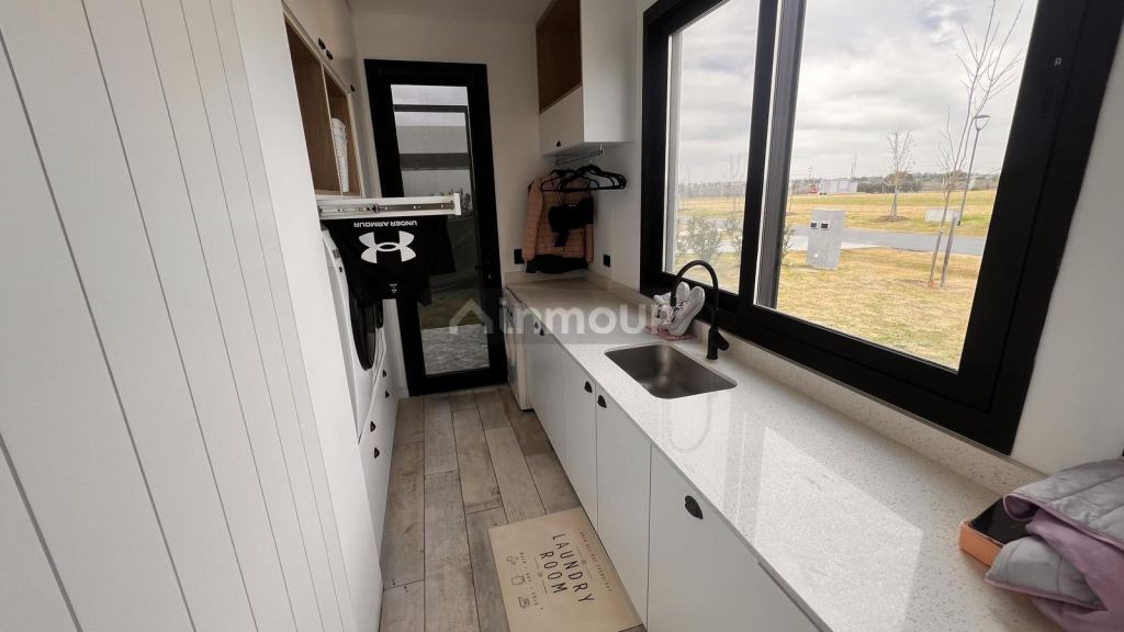 Casa en Venta en Funes, Santa Fe - USD 770.000 | Inmoup - 43