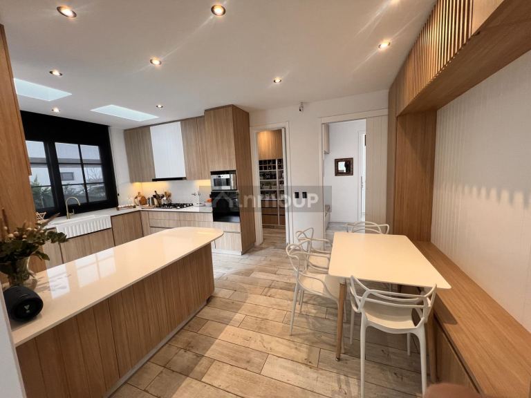 Casa en Venta en Funes, Santa Fe - USD 770.000 | Inmoup - 16
