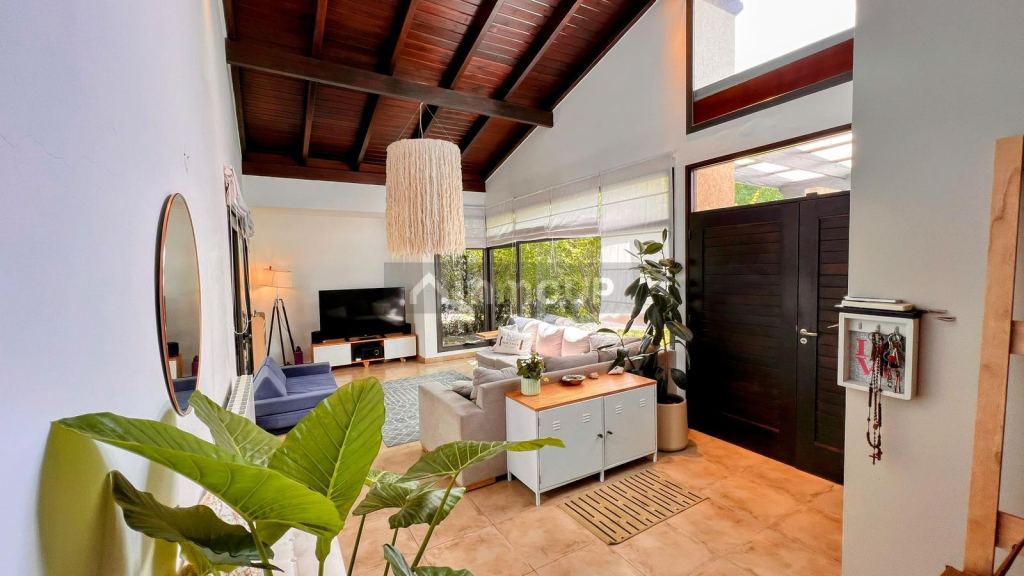 Casa en Venta en Funes, Santa Fe