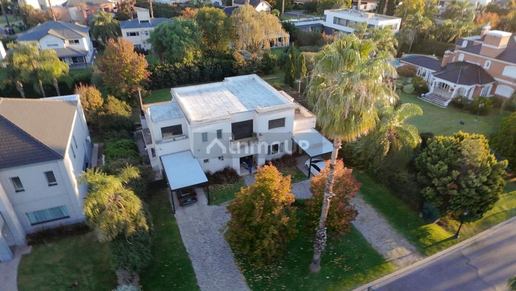 Casa en Venta en Funes, Santa Fe