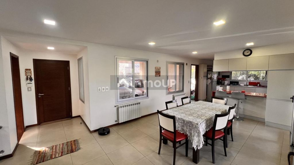 Casa en Venta en Funes, Santa Fe