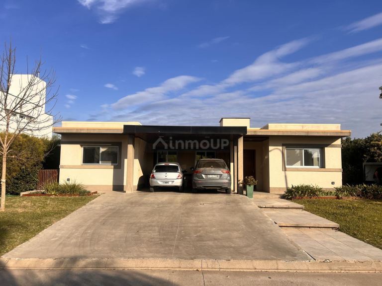 Casa en Venta en Funes, Santa Fe