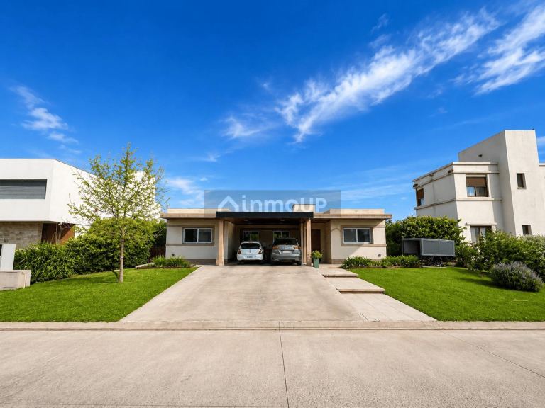 Casa en Venta en Funes, Santa Fe